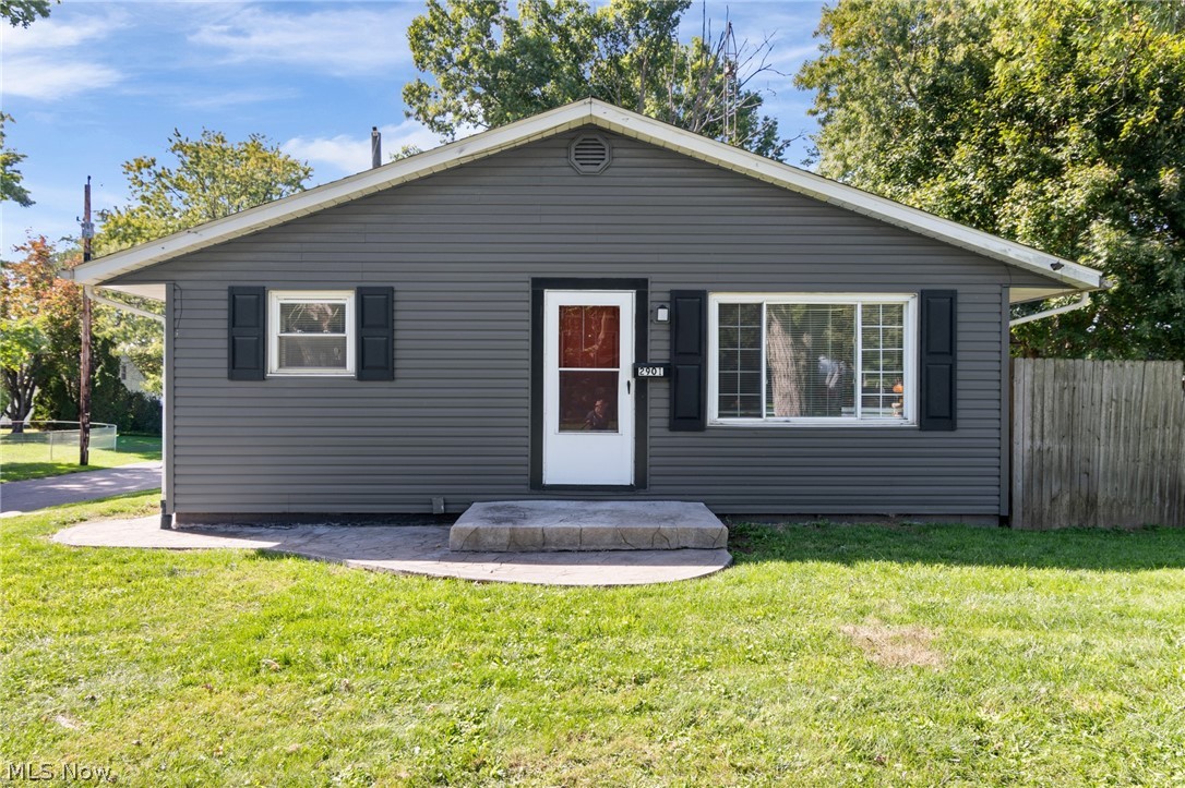 2901 Richmond Avenue NE Canton OH 44705