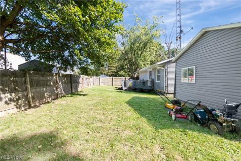 2901 Richmond Avenue NE Canton OH 44705