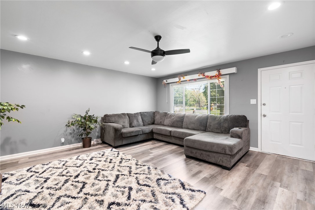 2901 Richmond Avenue NE Canton OH 44705