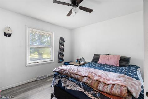 2901 Richmond Avenue NE Canton OH 44705