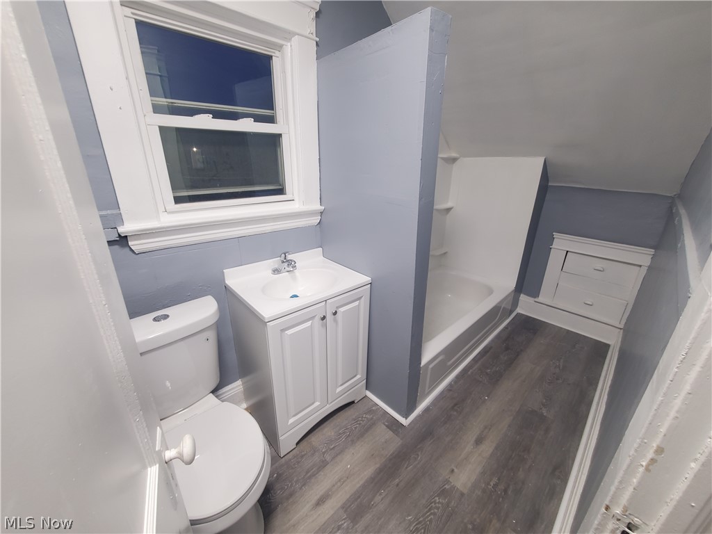 1140 E 144 Street Cleveland OH 44110