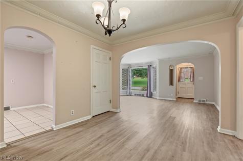 716 25th Street NW Canton OH 44709