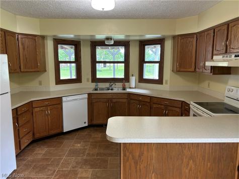 4330 Laubert Road Atwater OH 44201