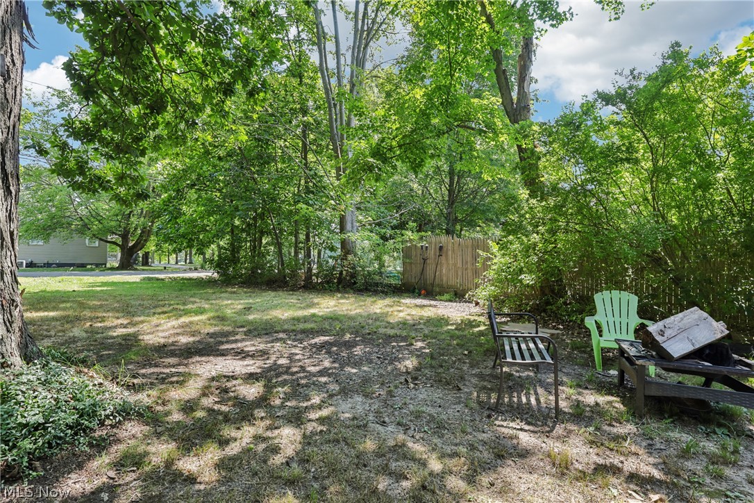 105 Hartzell Road North Benton OH 44449