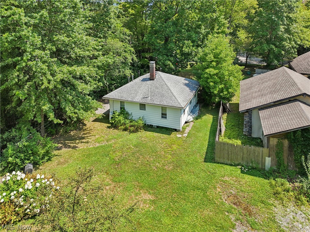 105 Hartzell Road North Benton OH 44449