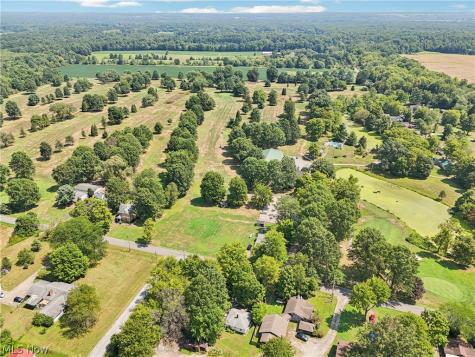 105 Hartzell Road North Benton OH 44449