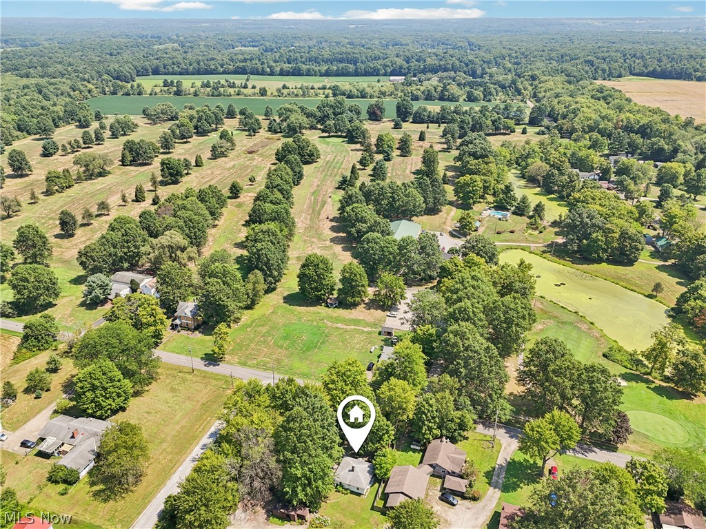 105 Hartzell Road North Benton OH 44449