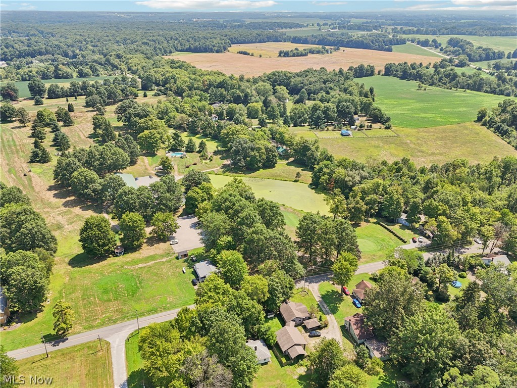 105 Hartzell Road North Benton OH 44449