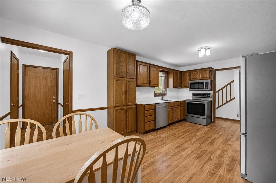 319 Greenwood Court Elyria OH 44035