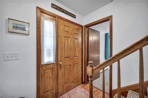 319 Greenwood Court Elyria OH 44035
