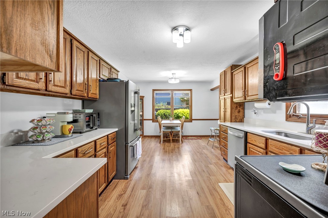319 Greenwood Court Elyria OH 44035