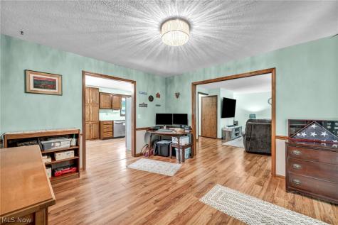 319 Greenwood Court Elyria OH 44035