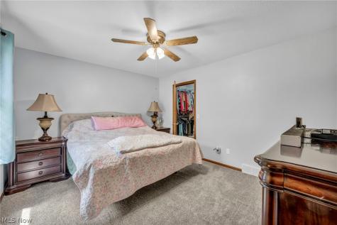 319 Greenwood Court Elyria OH 44035