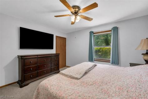 319 Greenwood Court Elyria OH 44035