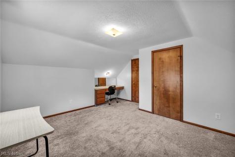 319 Greenwood Court Elyria OH 44035