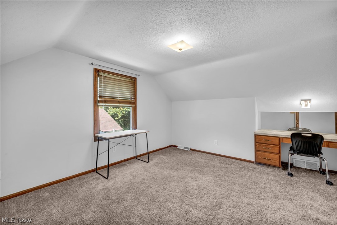 319 Greenwood Court Elyria OH 44035