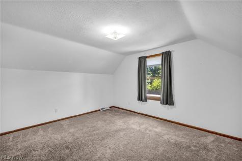 319 Greenwood Court Elyria OH 44035