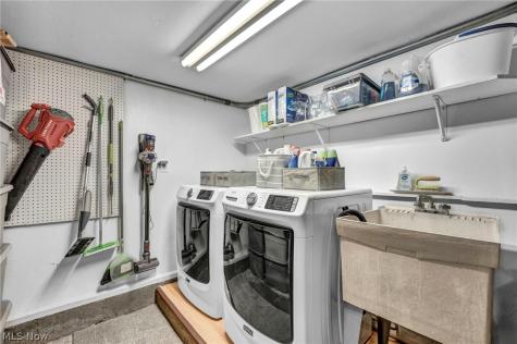 7454 Broadmoor Circle Mentor OH 44060