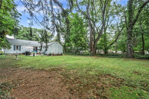 7454 Broadmoor Circle Mentor OH 44060