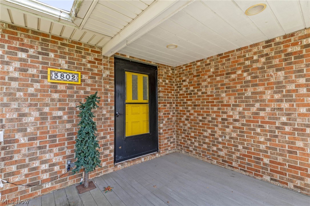 3802 State Route 598 S Willard OH 44890