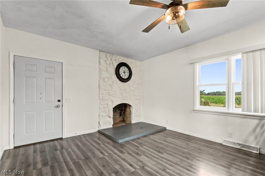 3802 State Route 598 S Willard OH 44890