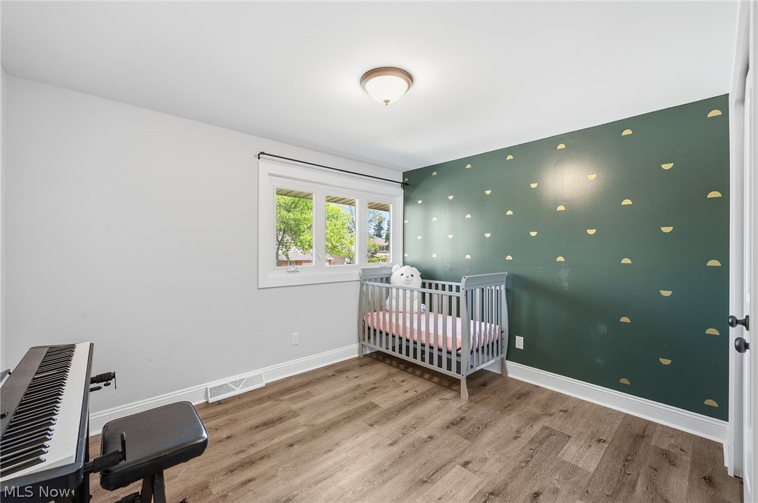 24042 Greenlawn Avenue Beachwood OH 44122