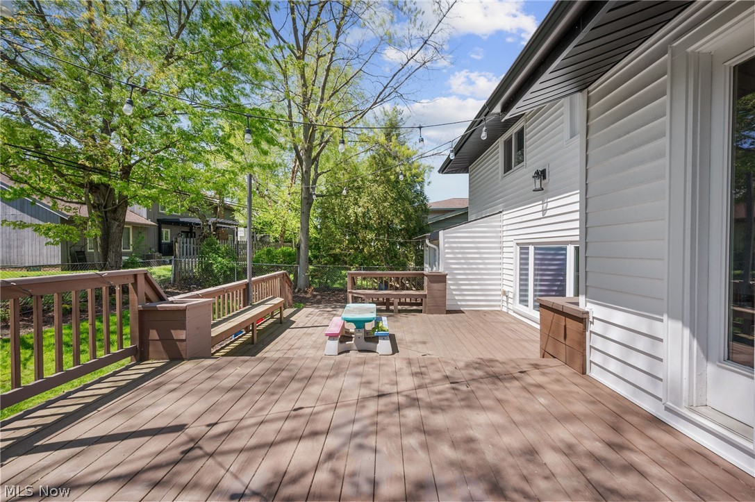 24042 Greenlawn Avenue Beachwood OH 44122