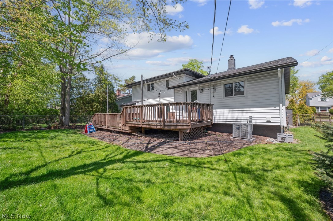 24042 Greenlawn Avenue Beachwood OH 44122