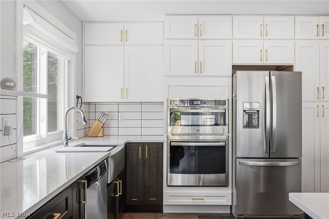 24042 Greenlawn Avenue Beachwood OH 44122