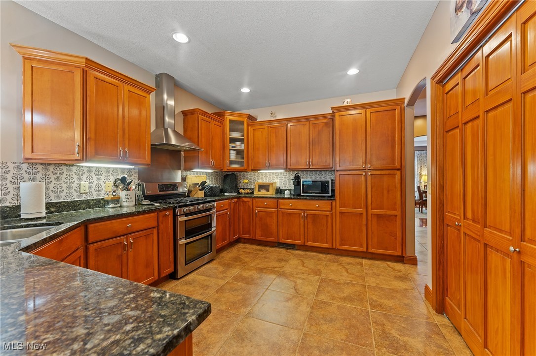 8905 South Street SE Warren OH 44484