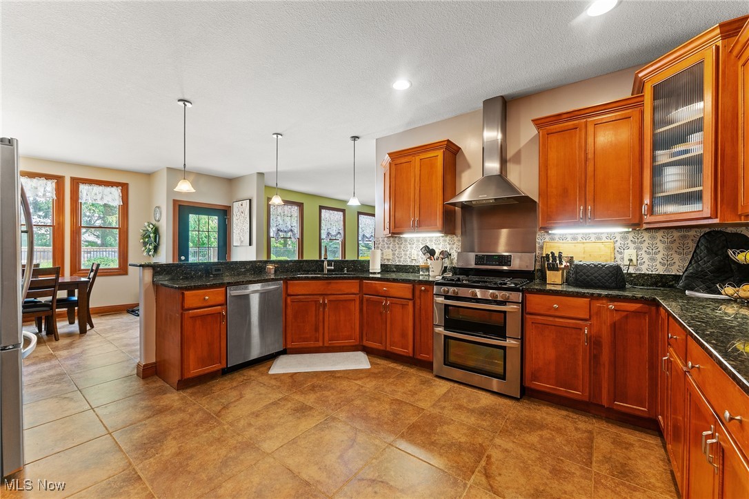 8905 South Street SE Warren OH 44484