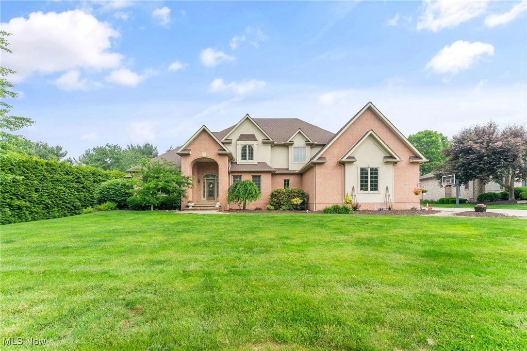 8905 South Street SE Warren OH 44484