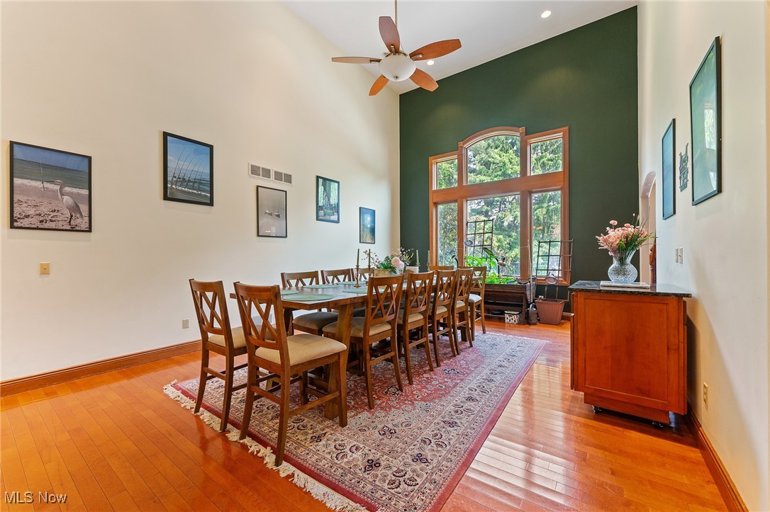 8905 South Street SE Warren OH 44484