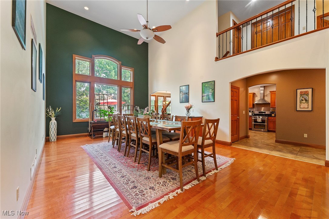 8905 South Street SE Warren OH 44484