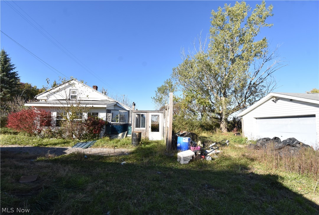 1438 S County Line Road Geneva OH 44041
