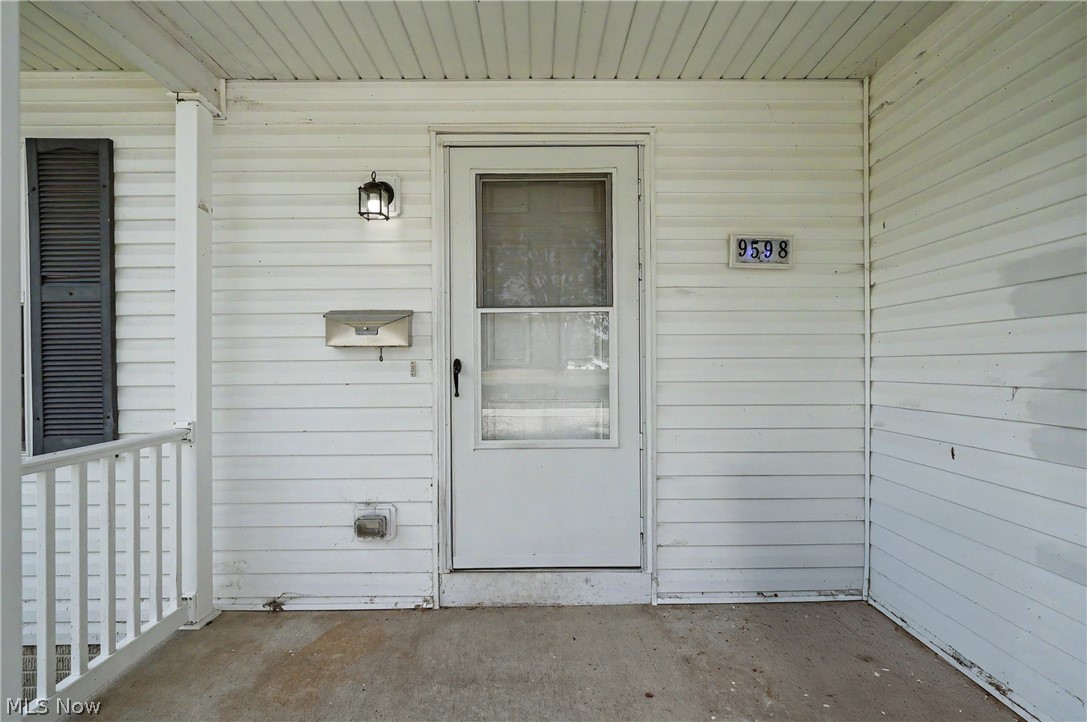 9598 Greenmeadow Road Windham OH 44288