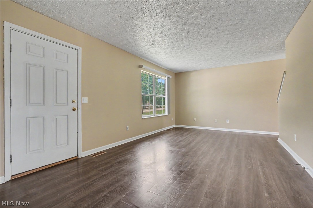 9598 Greenmeadow Road Windham OH 44288