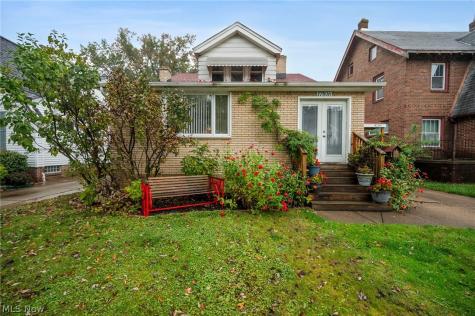 17816 Woodbury Avenue Cleveland OH 44135