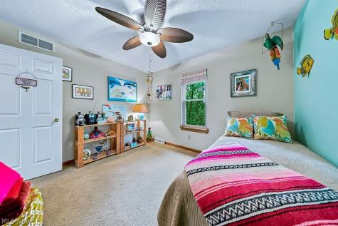 1845 Hobbits Way Brunswick OH 44212