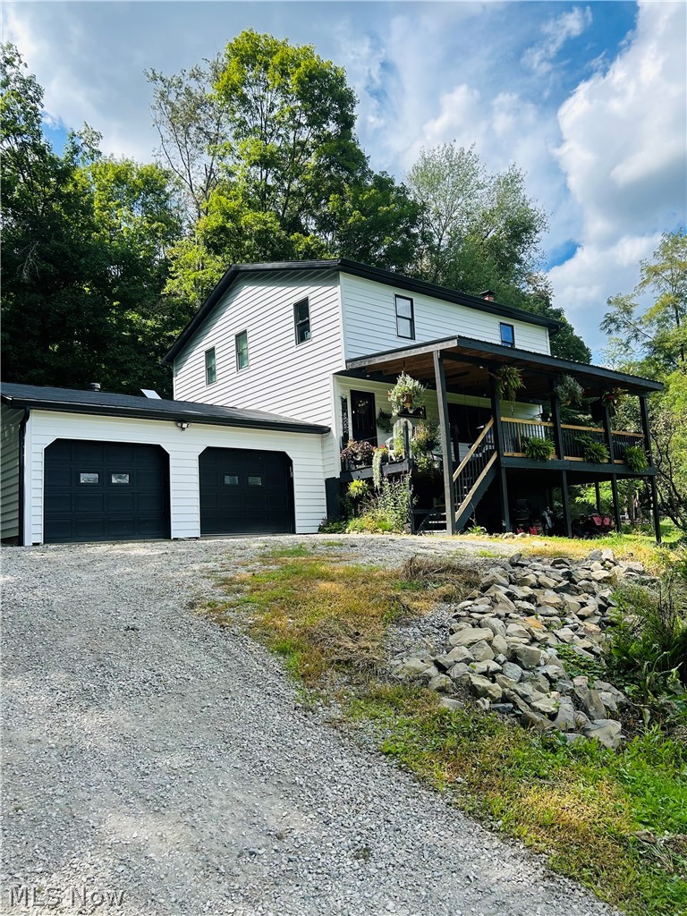 4300 Falls Road SW Sherrodsville OH 44675