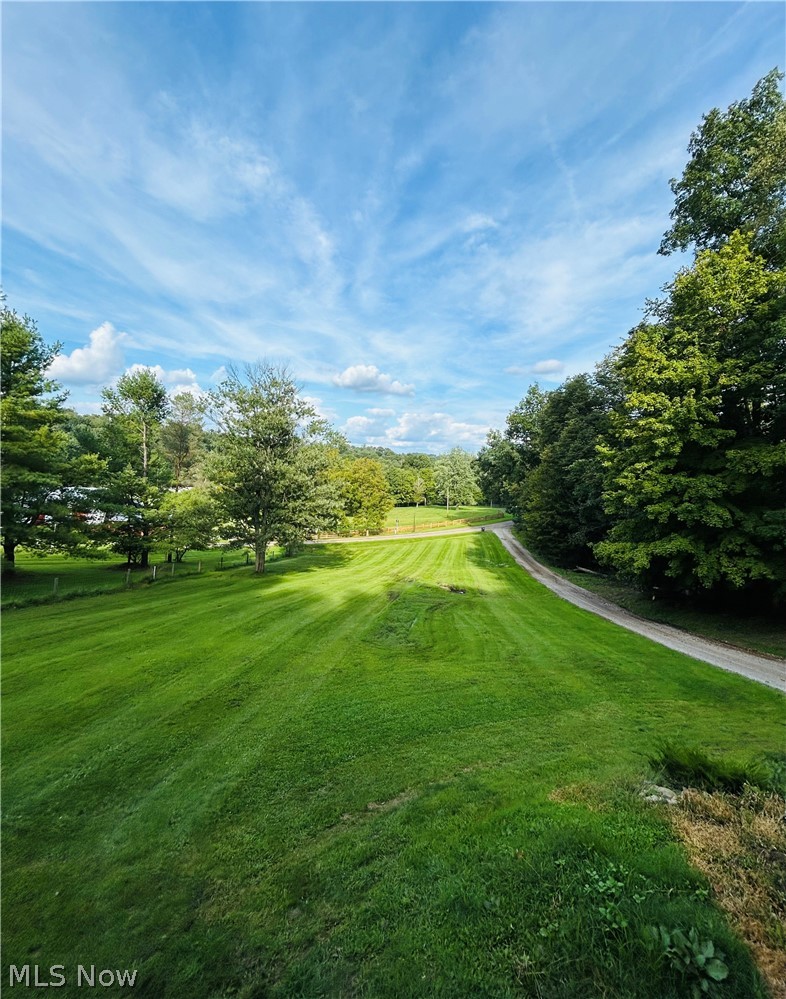 4300 Falls Road SW Sherrodsville OH 44675
