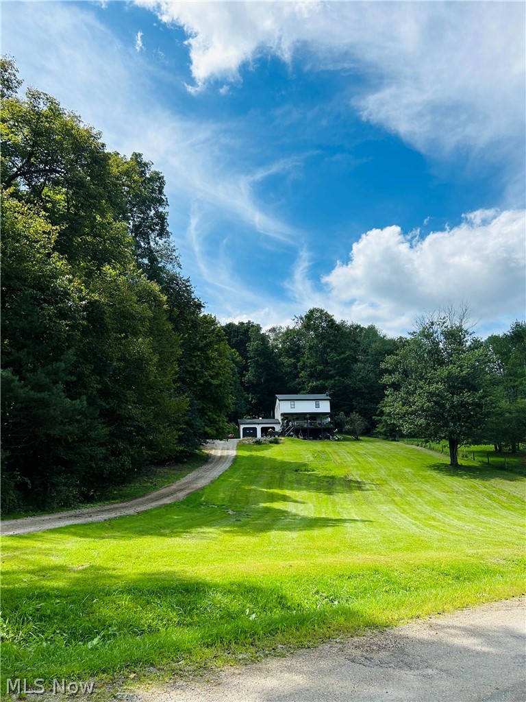 4300 Falls Road SW Sherrodsville OH 44675