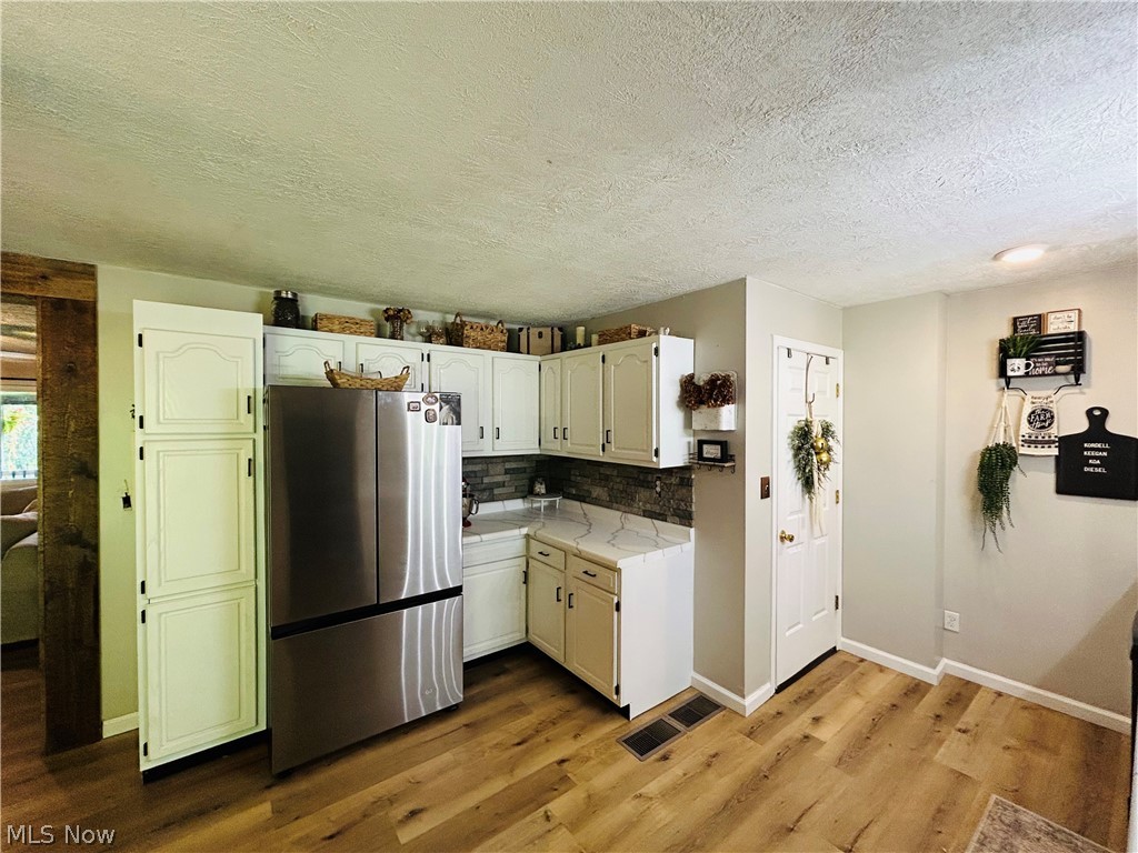4300 Falls Road SW Sherrodsville OH 44675