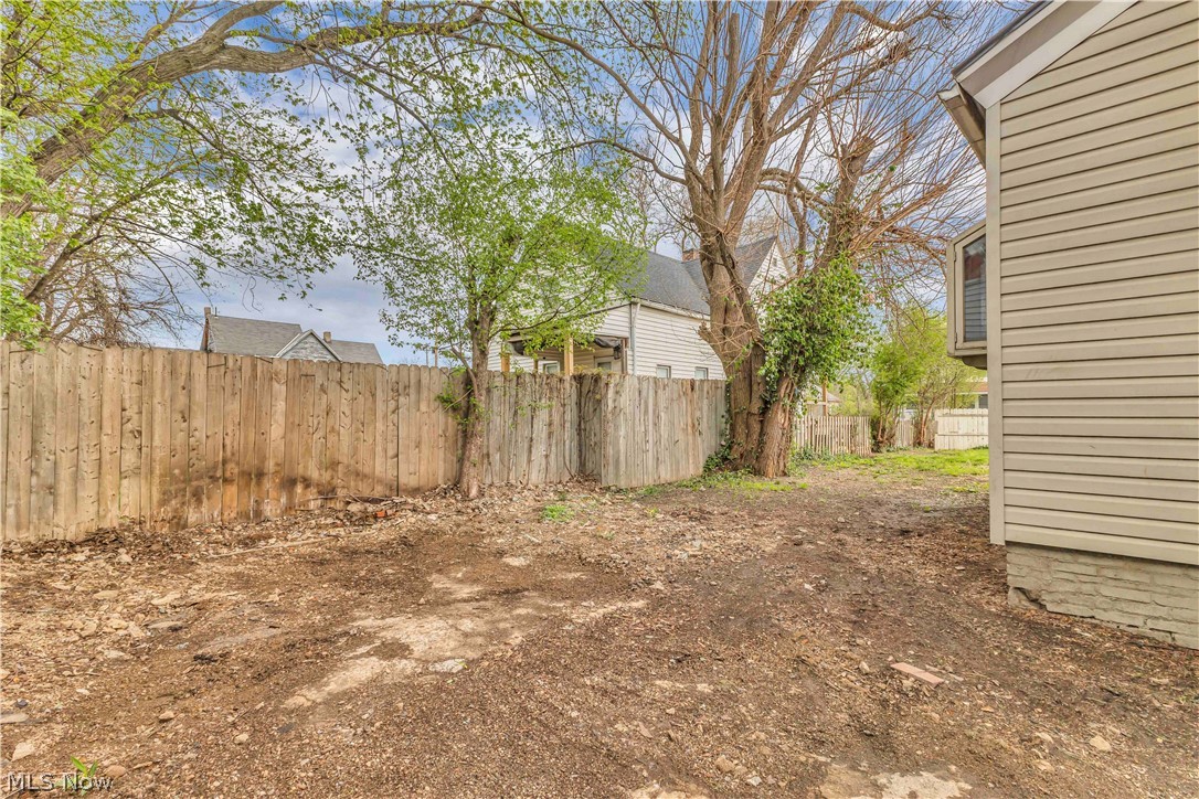 8113 Platt Avenue Cleveland OH 44104