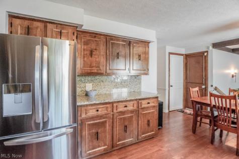 280 Kennedy Street Louisville OH 44641