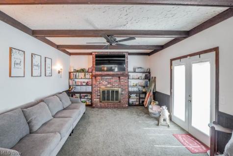 280 Kennedy Street Louisville OH 44641