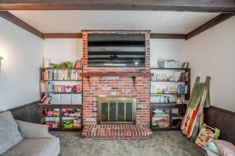 280 Kennedy Street Louisville OH 44641