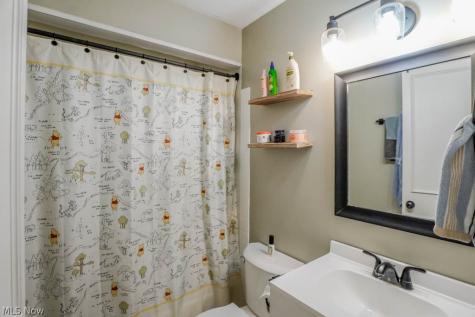 280 Kennedy Street Louisville OH 44641