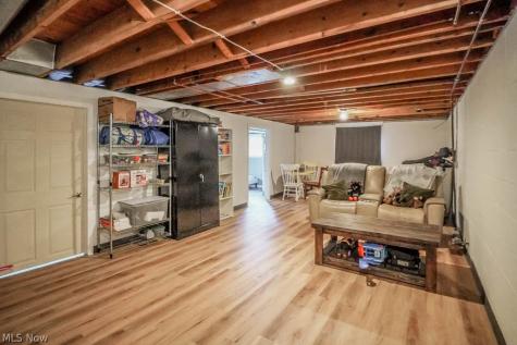 280 Kennedy Street Louisville OH 44641