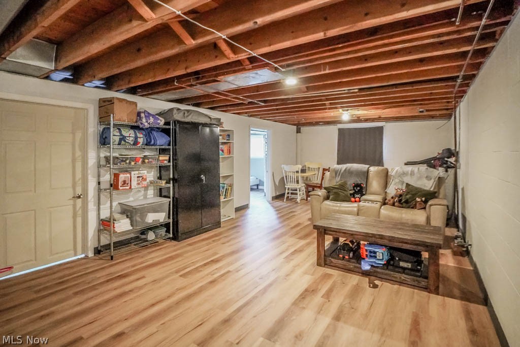 280 Kennedy Street Louisville OH 44641